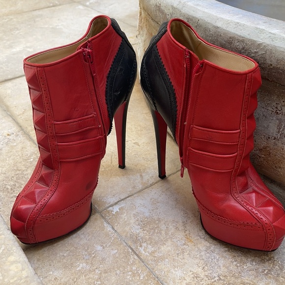 Christian Louboutin Sky-High Scarlet Heels - Picture 7 of 11